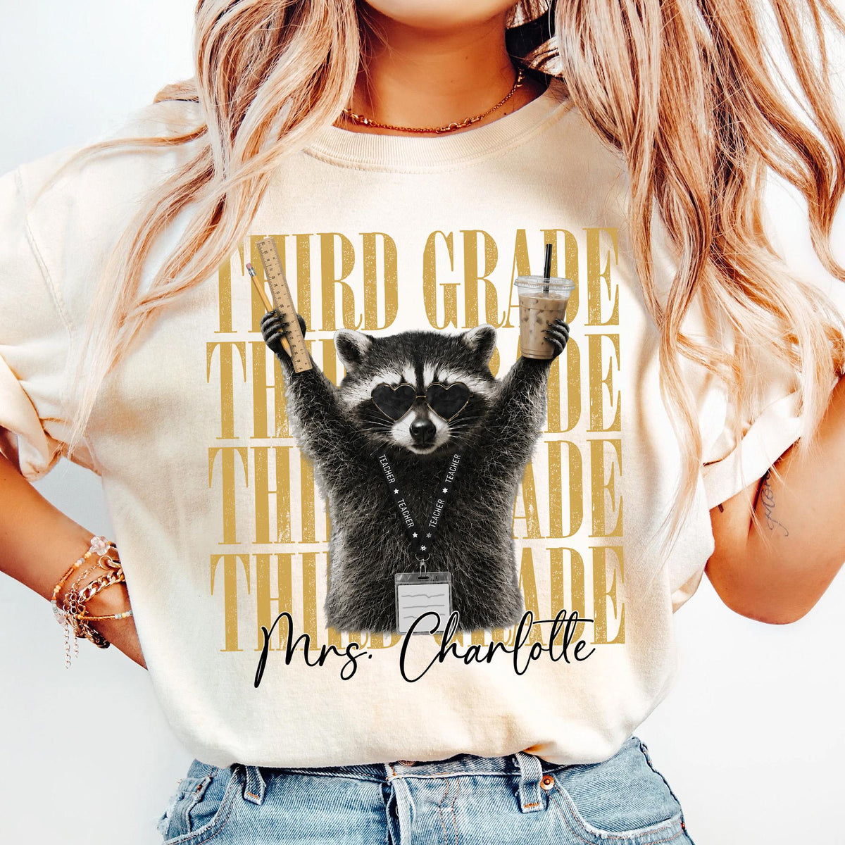 Guess Who's Back Funny Raccoon Teacher Comfort Shirt Custom Teacher Name Back to School Gift CH07 180226