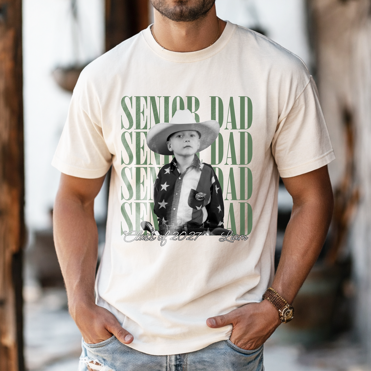 Custom Photo Senior Mom, Senior Dad, Class Of 2027 Comfort Shirt TH10 170603