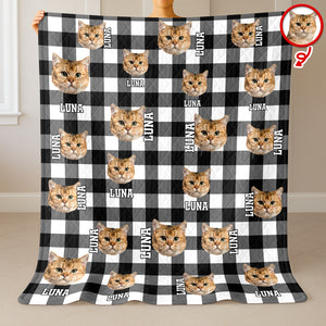 Custom Photo Name Dog Cat Christmas Pattern Quilt Blanket For Pet Lovers LM32 897151
