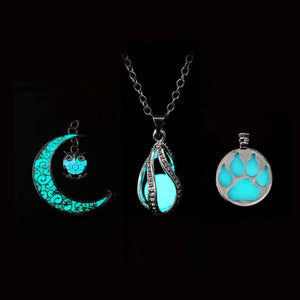 GeckoCustom Luminous Glowing Arrow Pendant Necklace Knight Spear Necklace Glow In The Dark Pike Necklace for Women Men Halloween Gift