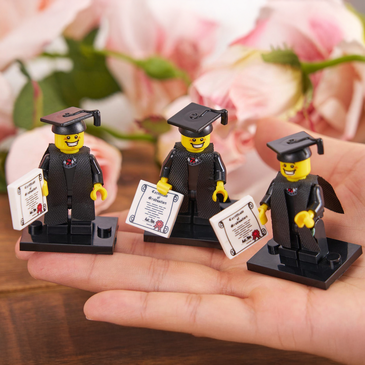 Personalized 2026 Graduation Building Block Family Figurines - Grad Gifts For Him & Her HO82 901620