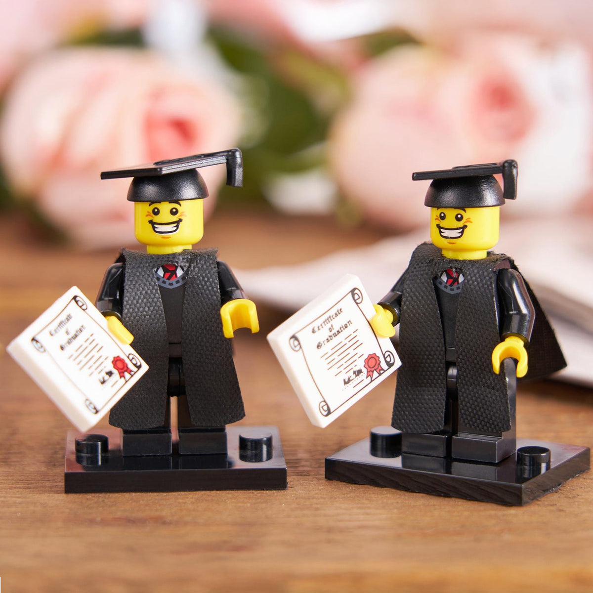 Personalized 2026 Graduation Building Block Family Figurines - Grad Gifts For Him & Her HO82 901620