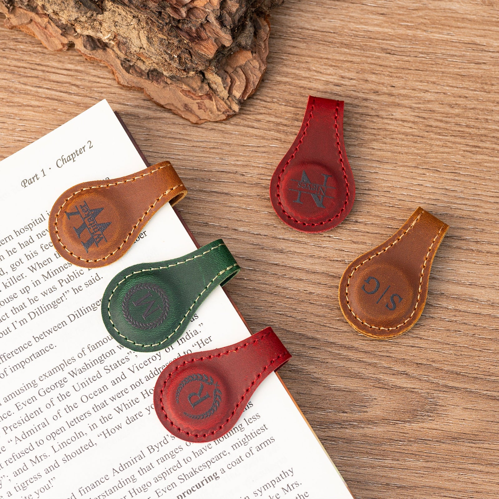 Personalized Leather Magnetic Bookmark TH10 896909