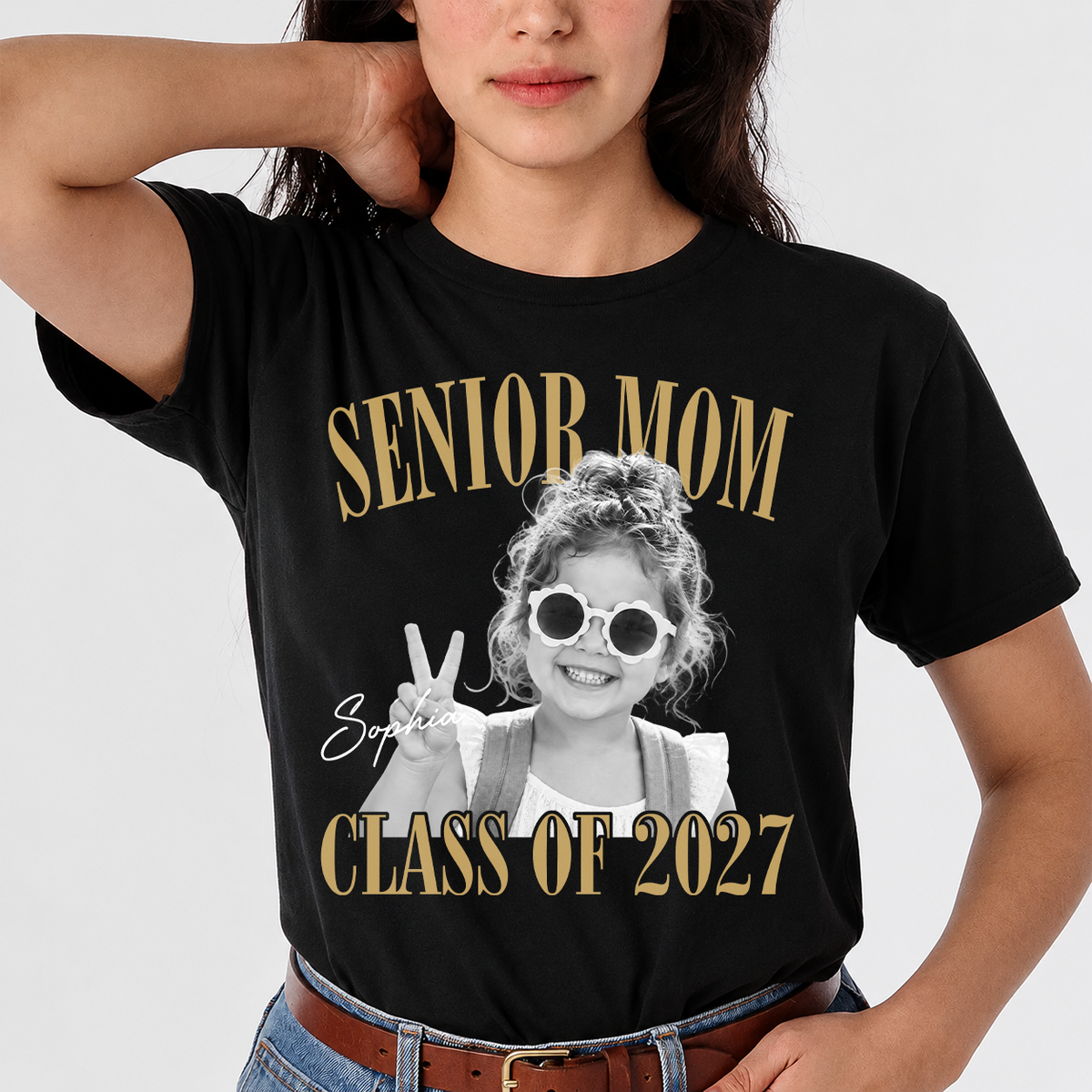 Custom Retro Senior Mom 2027 Dark Shirt - Personalized Class of 2027 Gift, Proud Family Gift HO82 903228