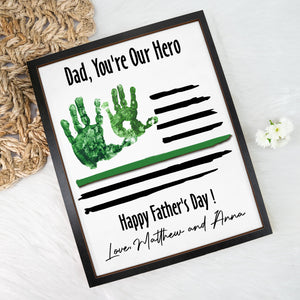 Custom Kid Hand Down Thank To Dad 2-Layered Wooden Plaque With Stand LM32 893555