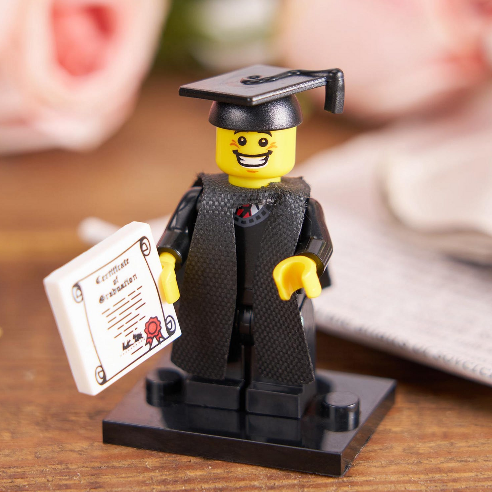 Personalized 2026 Graduation Building Block Family Figurines - Grad Gifts For Him & Her HO82 901620