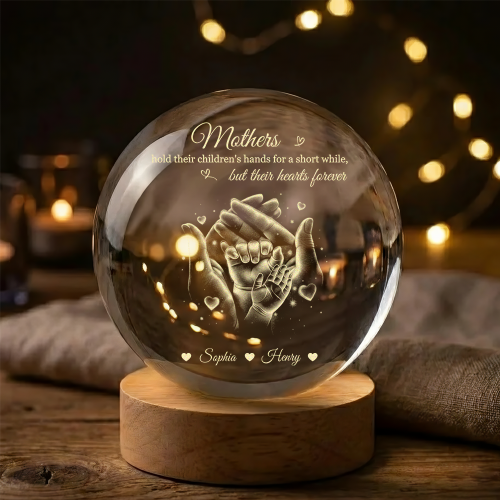 Personalized Our Family Loving Handprint Crystal Ball LED Night Light - Sentimental Gift for Mom, Dad HO82 901414