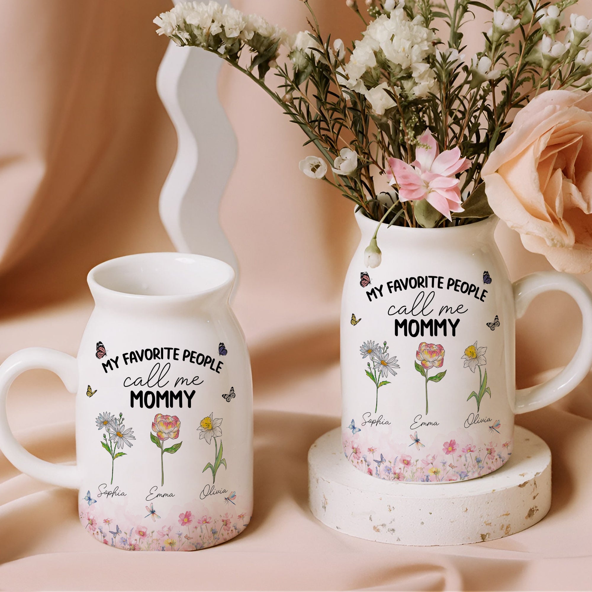 My Favorite People Call Me Mommy And Grandma Personalized Vase LM32 893963
