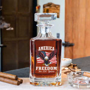 America 250 Years of Freedom Patriotic Eagle Flag Decanter HA75 897340