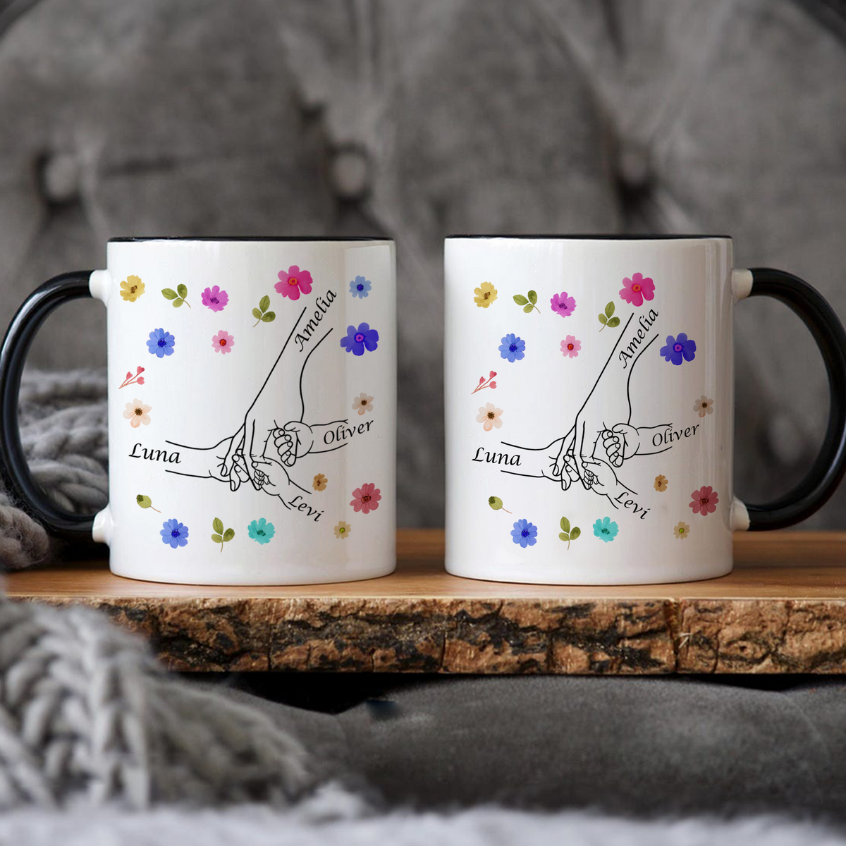 Personalized Mom Holding Kids Hands Mug Gift For Mom LM32 899121