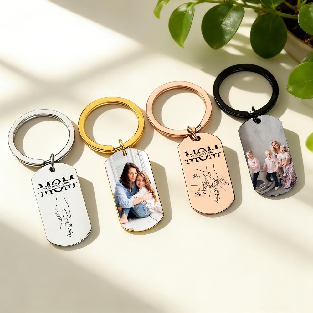 Custom Photo I Love You Mom Holding Hands Metal Keychain CH07 911180