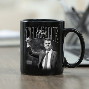 Charlie Kirk A True Hero Retro Style Black Mug HO82 65784