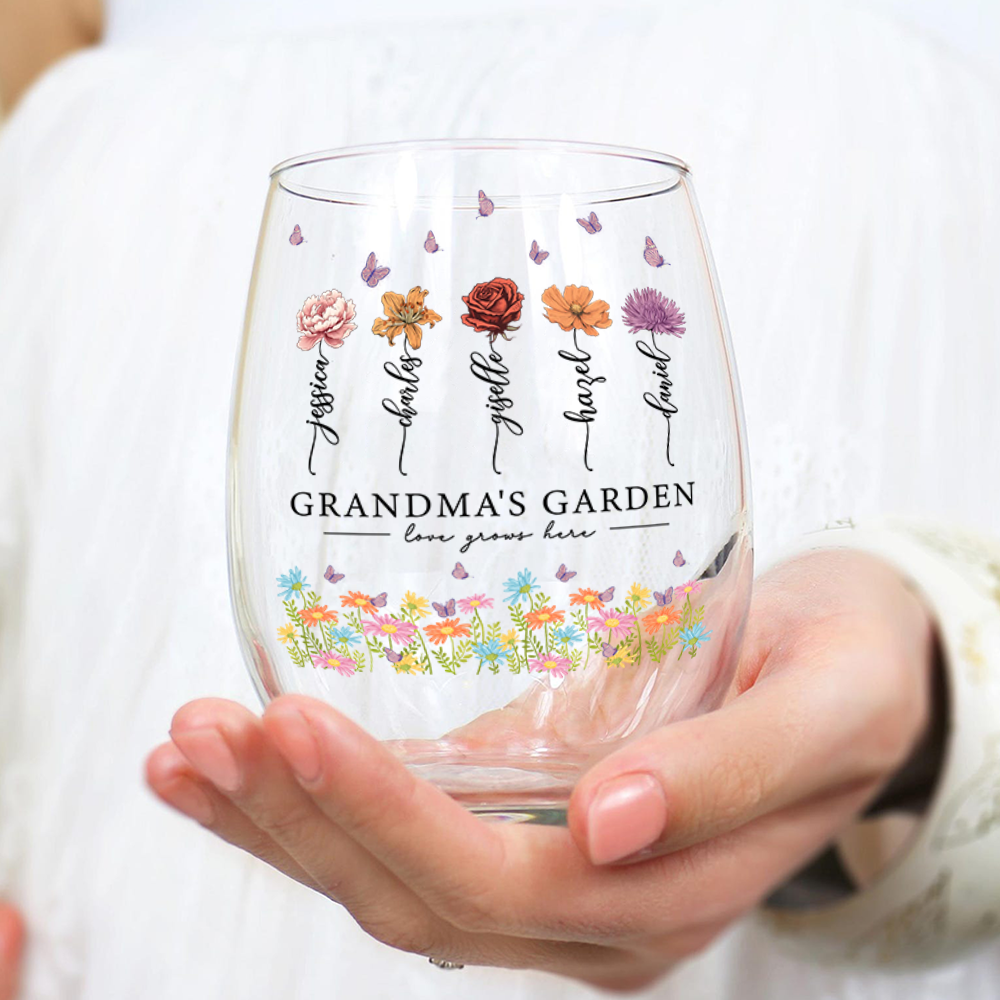 Grandma's Garden Love Grows Mother's Day Personalized Wine Glass LM32 893171