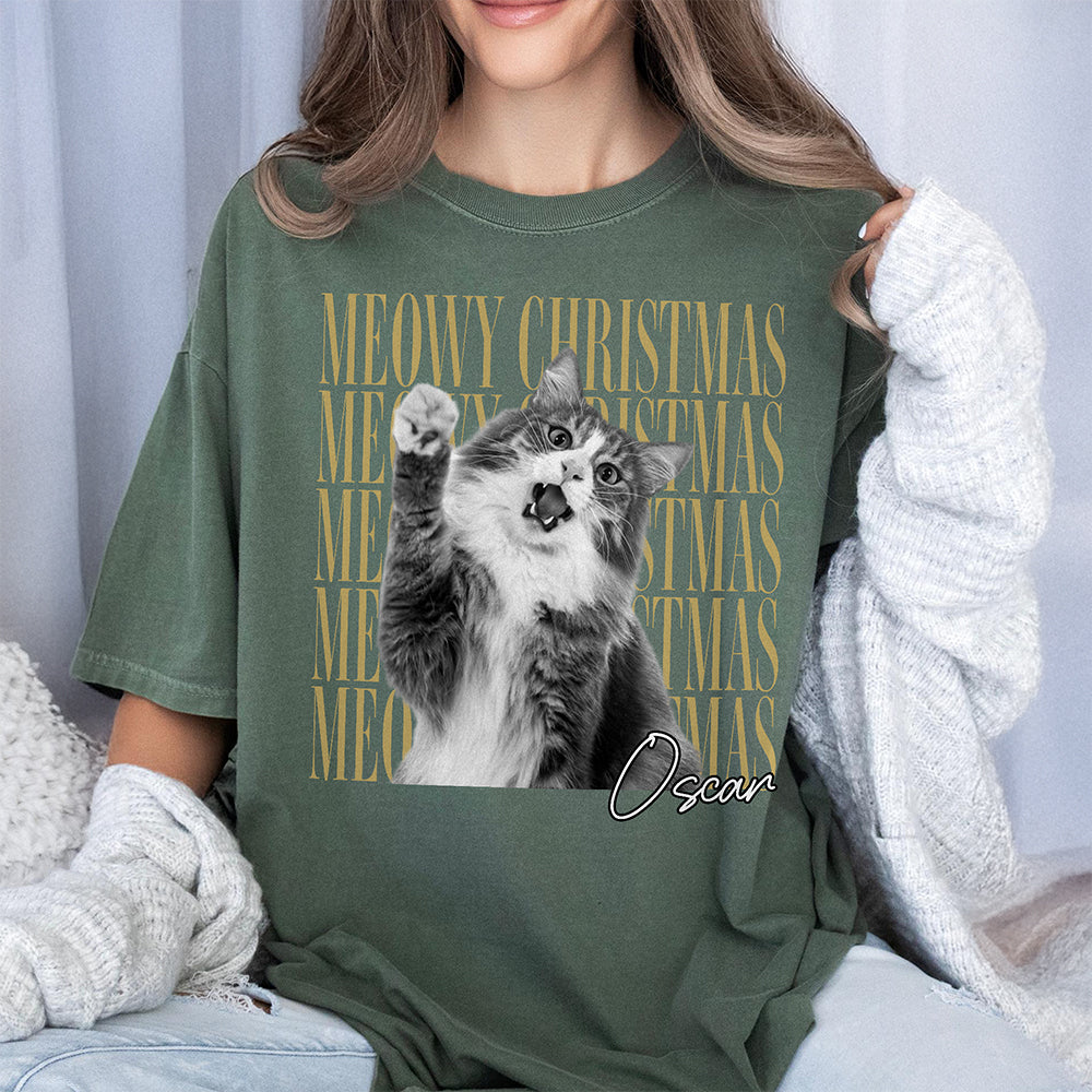 Personalized Vintage Dog Cat Photo Merry Christmas Comfort Shirt Gift For Cat Lovers HA75 922112