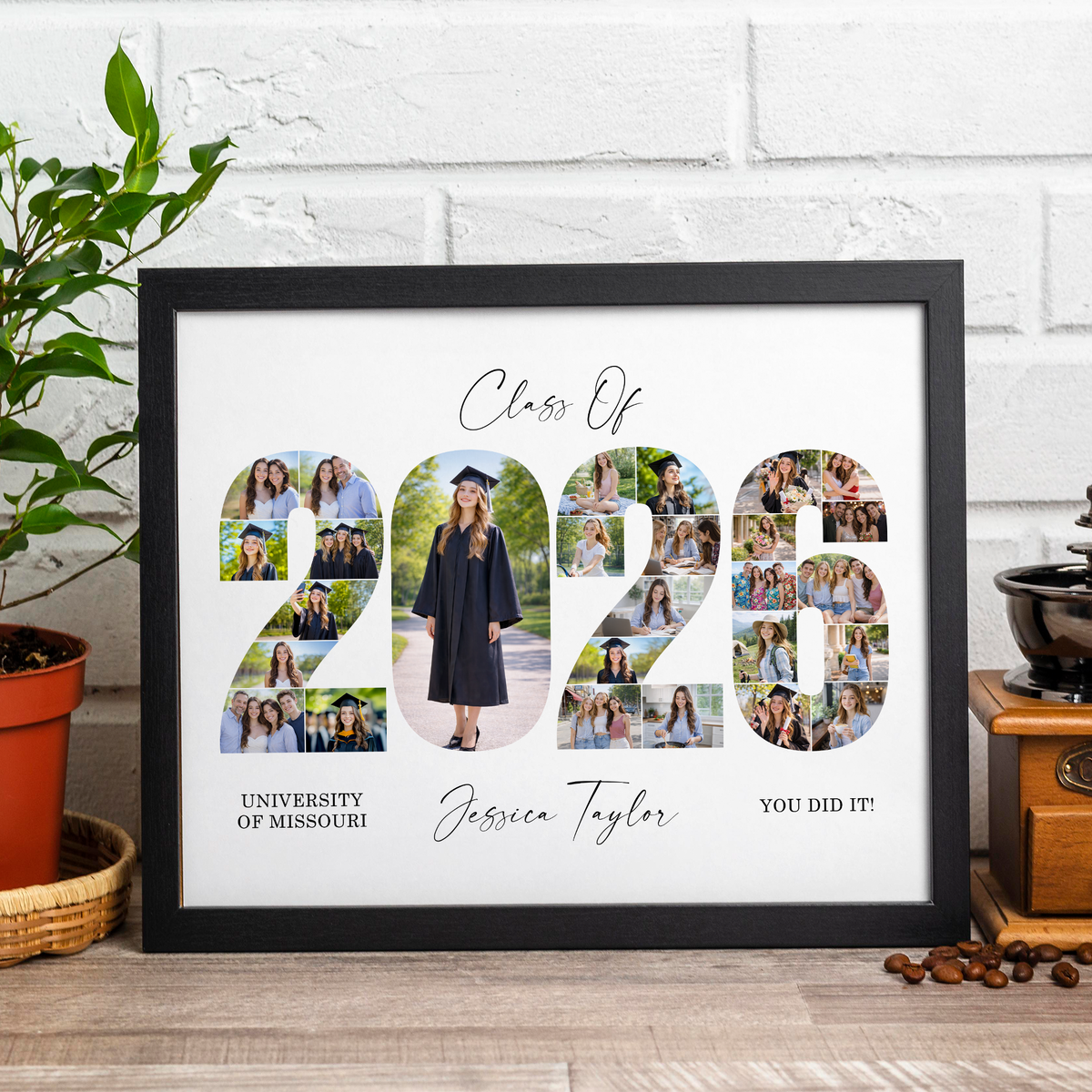 Personalised Graduation Photo Class of 2026 Picture Frame Gift for Seniors HO82 901820