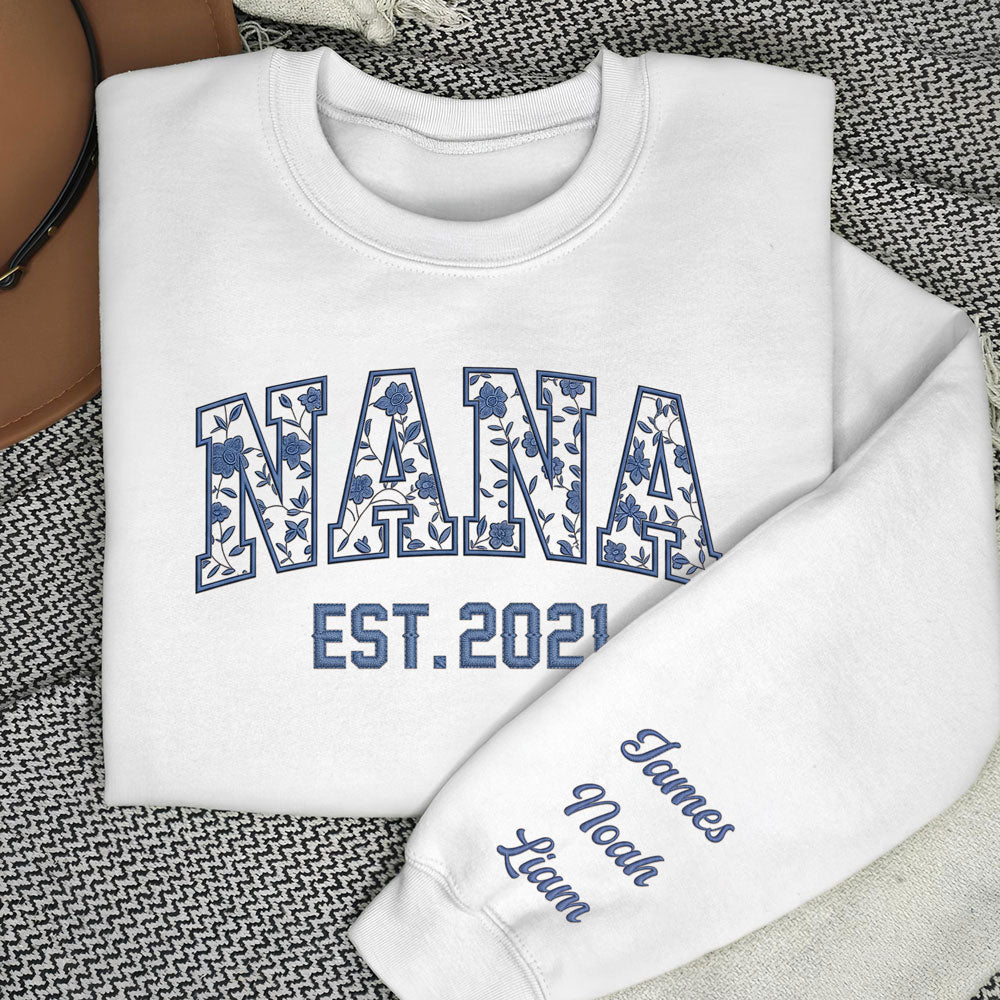 Custom Name Mama Sleeve Embroidered Sweatshirt Gift For Mother's Day LM32 899101