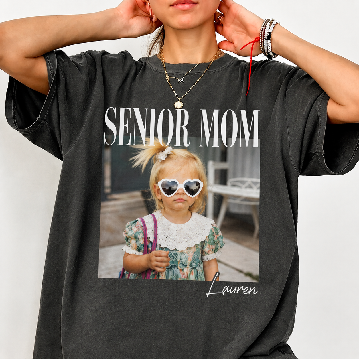 Custom Photo Senior Mom Senior Dad Proud Mom of 2027 Graduate Comfort Shirt HA75 922048