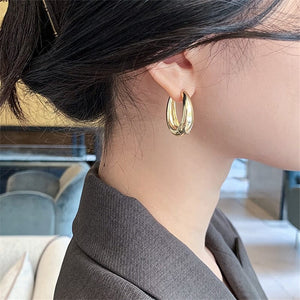 GeckoCustom 2021 New Classic Copper Alloy Smooth Metal Hoop Earrings For Woman Fashion Korean Jewelry Temperament Girl's Daily Wear earrings