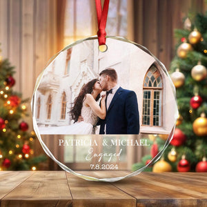 GeckoCustom Custom Couple Photo Engaged Wedding Invitation Christmas Glass Circle Ornament HO82 893038