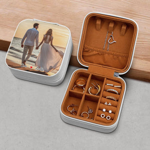 GeckoCustom Custom Couple Photo With Name Christmas Personalized Gift Travel Jewelry Box TH10 892047 10*9.5*5cm / PU Leather & Pearl Velvet