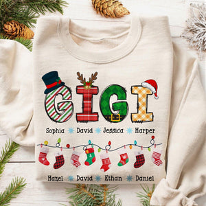 GeckoCustom Custom Grandkid Name For Grandma Christmas Socks Sweatshirt Best Gift For Family, Lover, Christmas Idea Gift HO82 893154