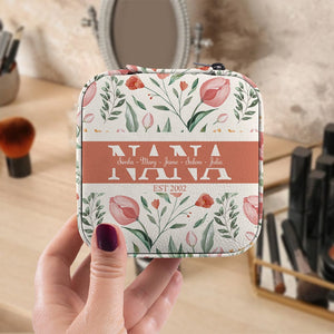 GeckoCustom Custom Kids Names Mom Mama Grandma Gigi Nana Floral Personalized Jewelry Travel Box HA75 891630 10*9.5*5cm / PU Leather & Pearl Velvet