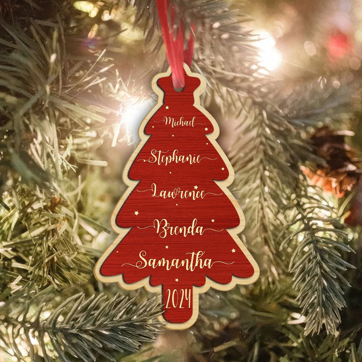 GeckoCustom Custom Name Christmas Tree Family Wood Ornament Personalized Gift HO82 893312 4"x4"