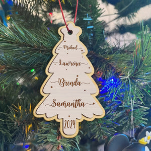 GeckoCustom Custom Name Christmas Tree Family Wood Ornament Personalized Gift HO82 893312 4"x4"