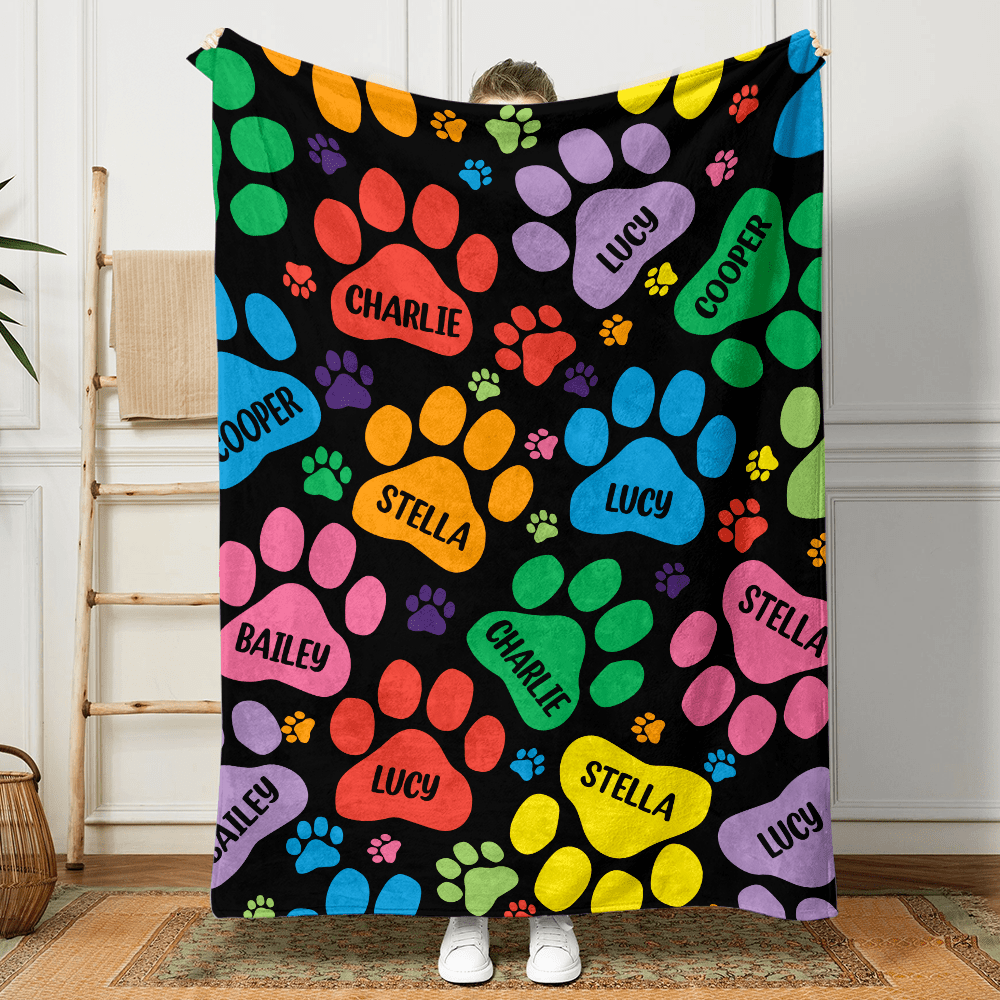 GeckoCustom Custom Name With Paw And Bones Pattern Blanket TA29 889944