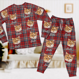 GeckoCustom Custom Photo And Name With Christmas Background Pajamas N304 889969