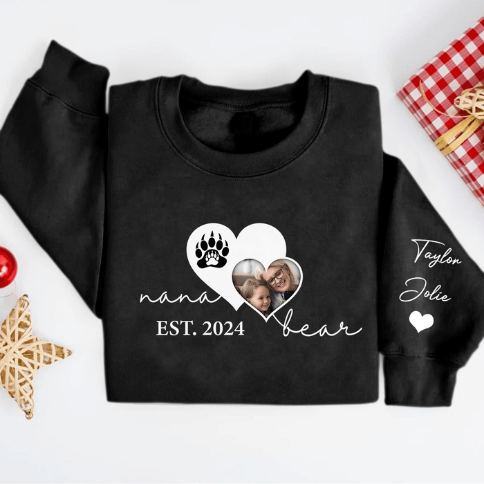 GeckoCustom Custom Photo Mama Bear Family On Sleeve Sweatshirt Personalized Gift T286 890408