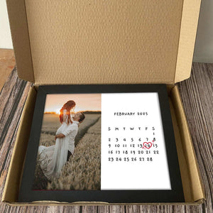 GeckoCustom Custom Photo With Valentine Calendar Date For Couple Picture Frame TH10 892203 Picture Frame / 10"x8"