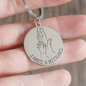 GeckoCustom Happy Father's Day High Five Keychain Personalized Gift HO82 890728 Stainless Steel