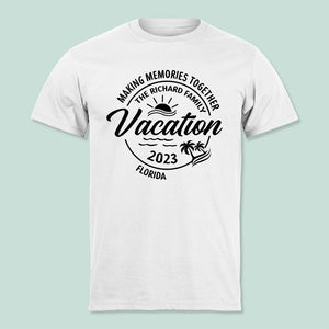 GeckoCustom Making Memories Together Vacation 2023 Family Bright Shirt K228 889408
