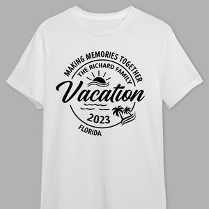 GeckoCustom Making Memories Together Vacation 2023 Family Bright Shirt K228 889408