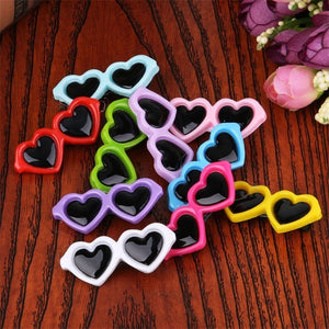 GeckoCustom New Pet Lovely Heart Sunglasses Hairpins