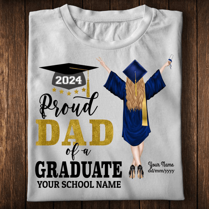 GeckoCustom Proud Dad Proud Mom of a Graduate Graduation Shirt HN590