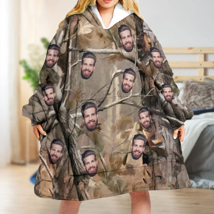 GeckoCustom Upload Face Photo With Camouflage Pattern Hoodie Blanket N304 889364