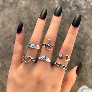 GeckoCustom Vintage Silver Color Skull Heart Rings Set For Women Men Gothic Chain Retro Rings 2021 Trend Fashion Jewelry No.34 54979