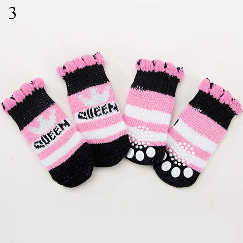 GeckoCustom Winter Warm Dog Socks Cute Cartoon Anti Slip Skid Pet Shoes Socks 4Pcs Soft Breathable Paw Protector for Small Puppy Cat Dogs 3 / S
