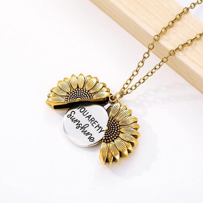 GeckoCustom You Are My Sunshine Open Locket Sunflower Pendant Necklace Boho Jewelry Best Friendship Gifts Bff Letter Necklace Collier gold Color / China