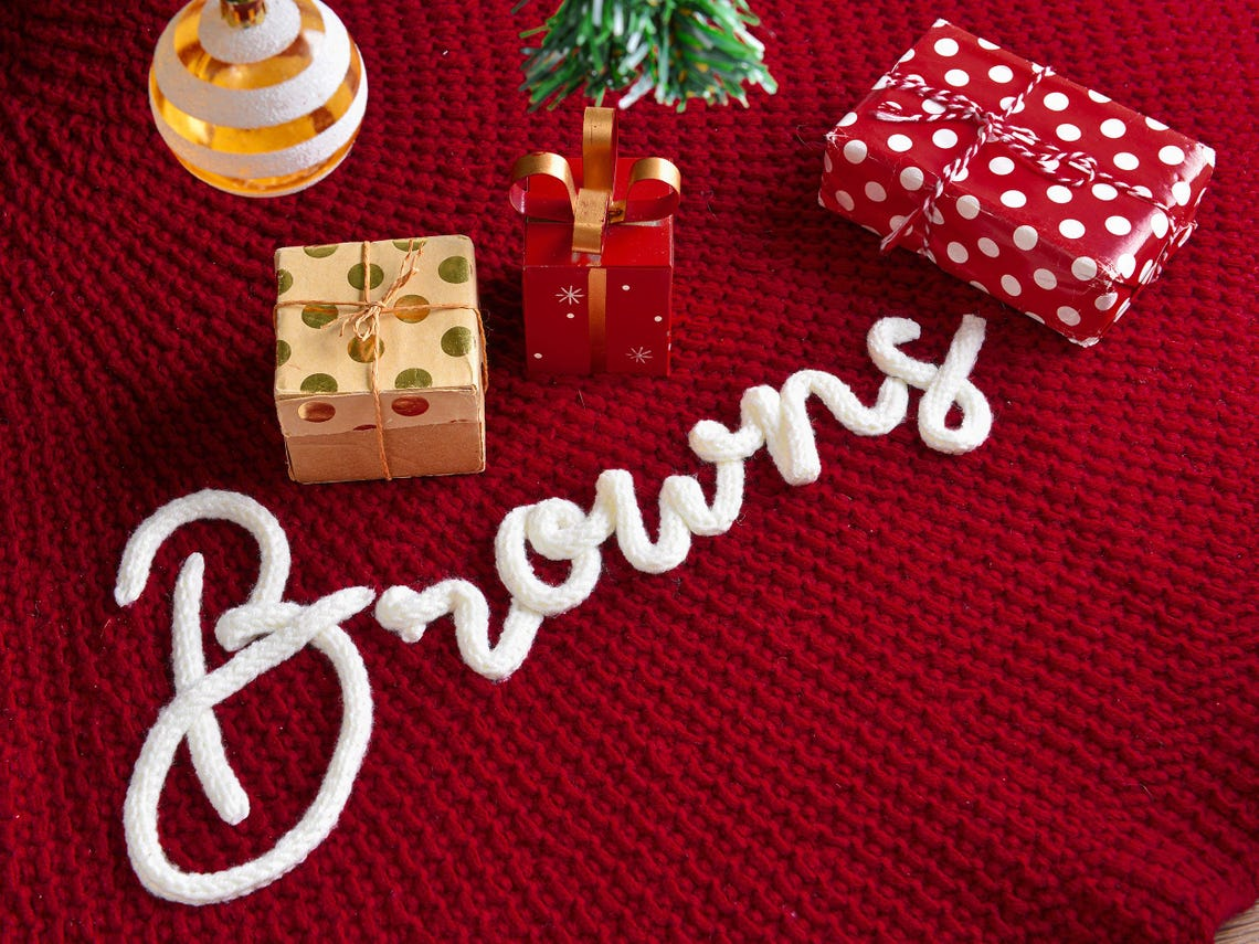 Custom Family Name Christmas Embroidered Tree Skirt TH10 170931