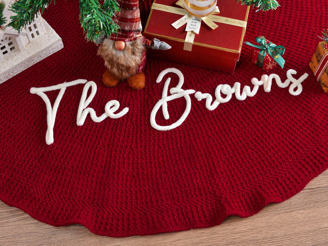Custom Family Name Christmas Embroidered Tree Skirt TH10 170931