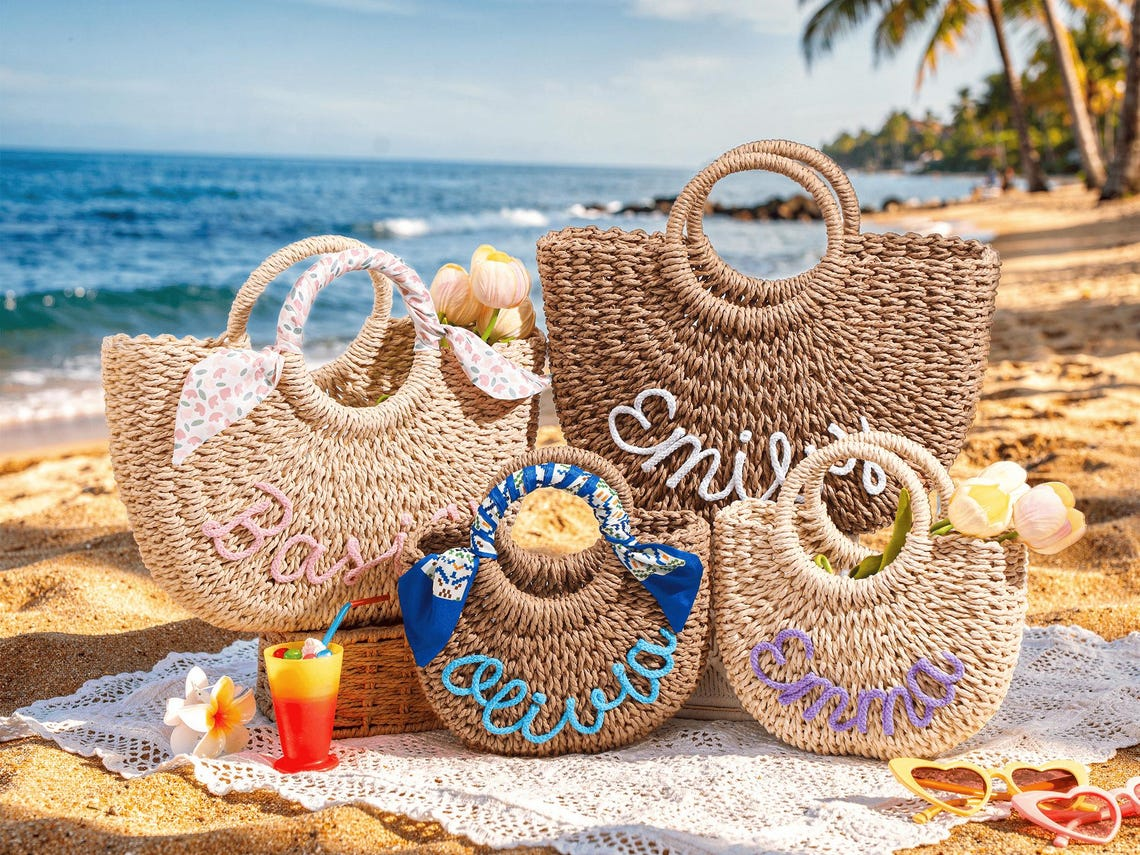 Personalized straw bridesmaid handbag, Bridesmaid Gift, Custom Straw Beach Bag, Bachelorette Gift, Wedding Party Gifts TH10 170511