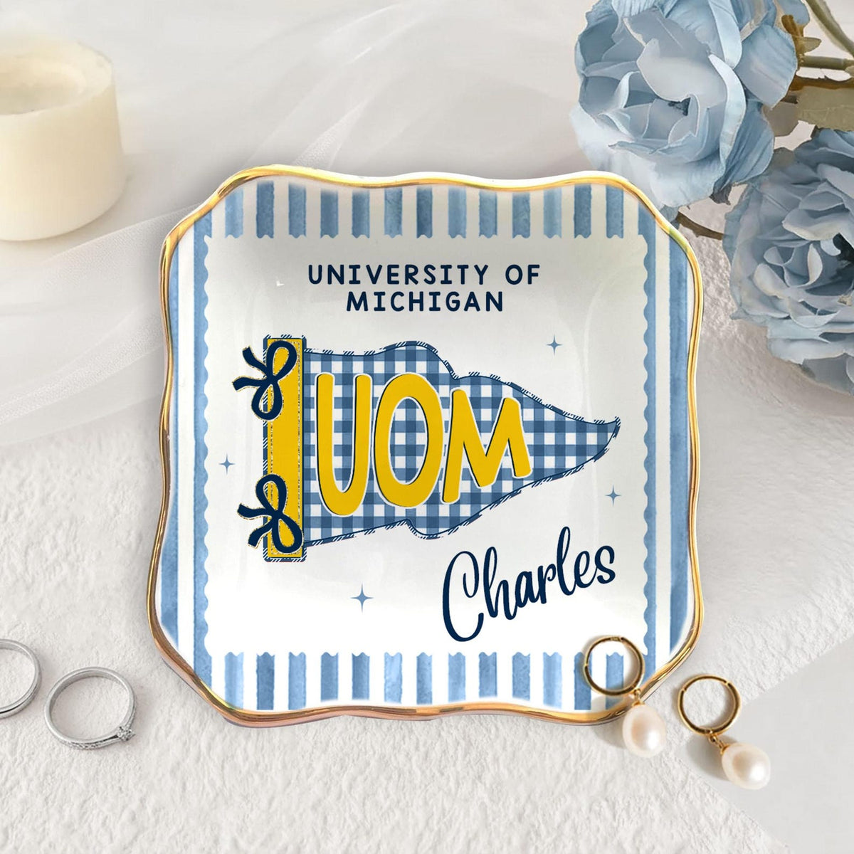 Custom School Pennant Flag Ring Dish, College Graduation Gift, Class of 2026 Ring Dish - Graduation Gift HA75 921248