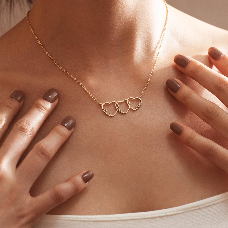 Family Name Necklace with Heart, Multiple Hearts Necklace, Kids Names Jewelry for Mom TH10 169157