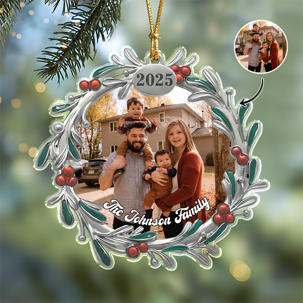 Custom Family Photo 2025 Christmas Wreath Acrylic Ornament LM32 897389