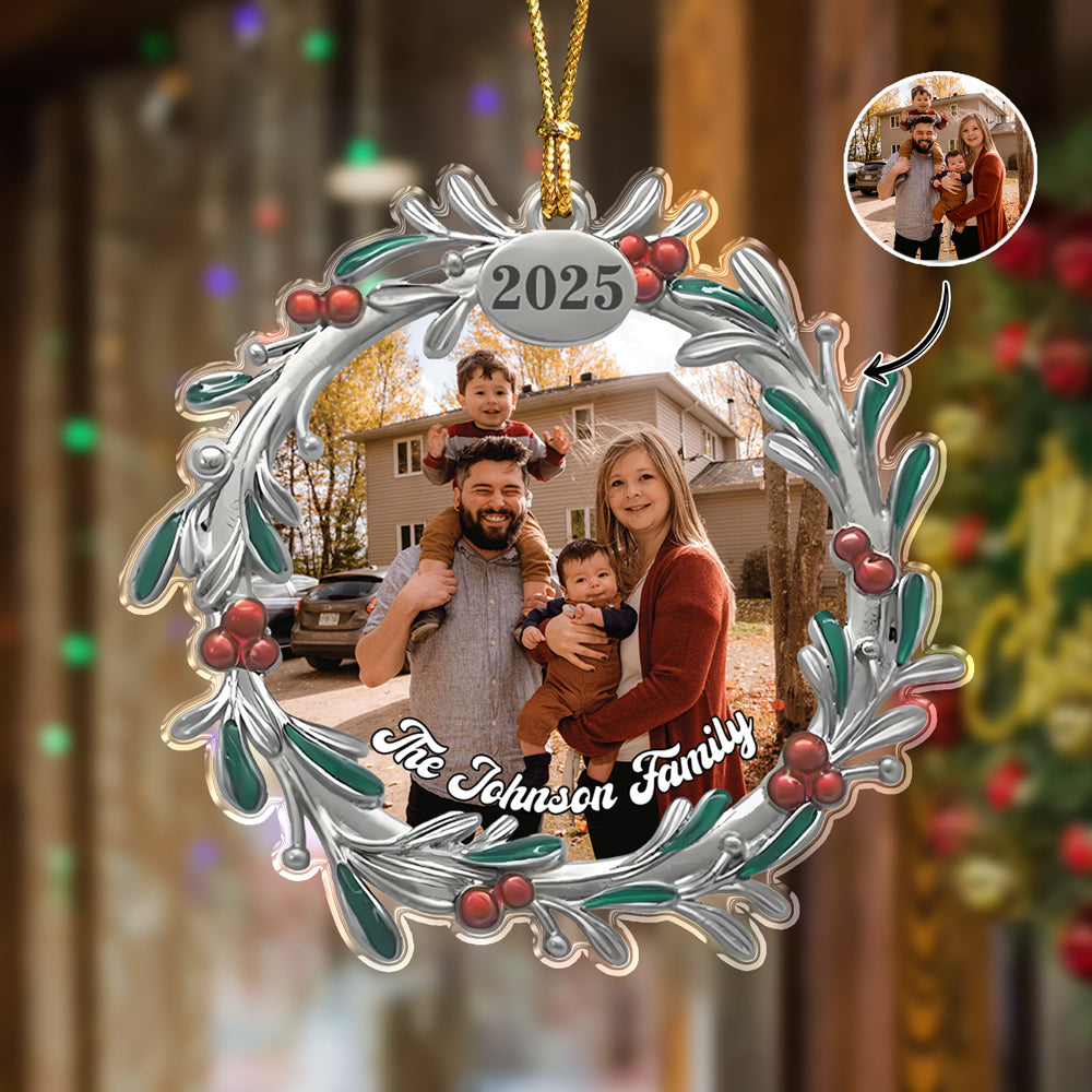 Custom Family Photo 2025 Christmas Wreath Acrylic Ornament LM32 897389
