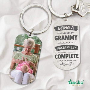 GeckoCustom Being A Grammy Makes My Life Complete Family Metal Keychain HN590