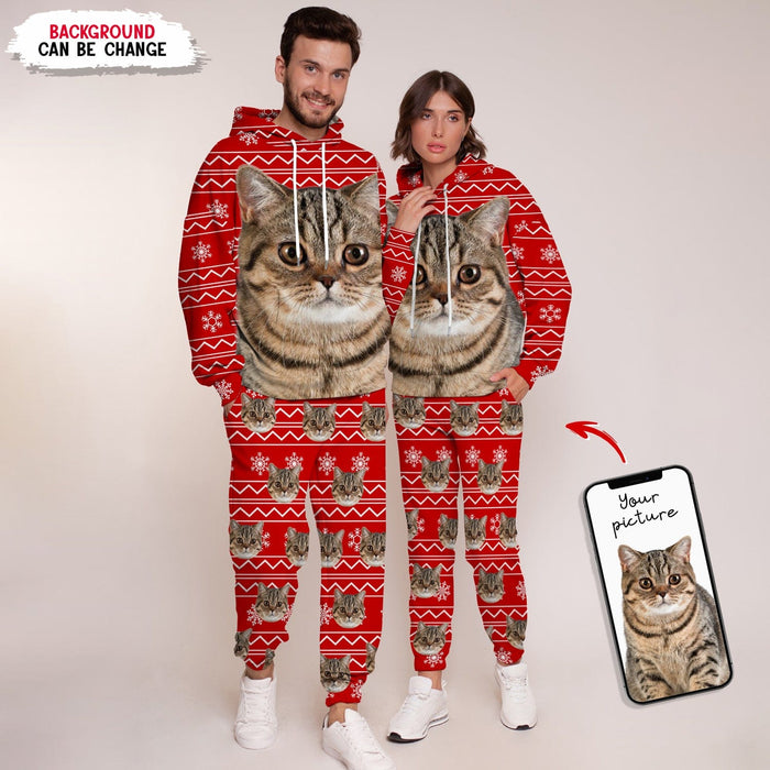 https://geckocustom.com/cdn/shop/products/geckocustom-custom-dog-cat-photo-christmas-pattern-hoodie-sweatpants-n369-hn590-32811924848817_700x700.jpg?v=1669103950